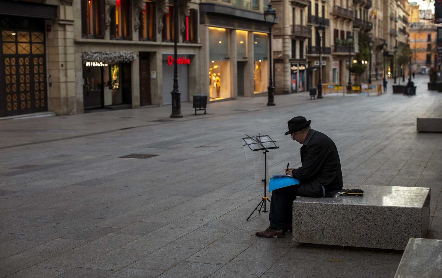 Îspanya tedbîrên rûbirûbûna koronayê siviktir dike