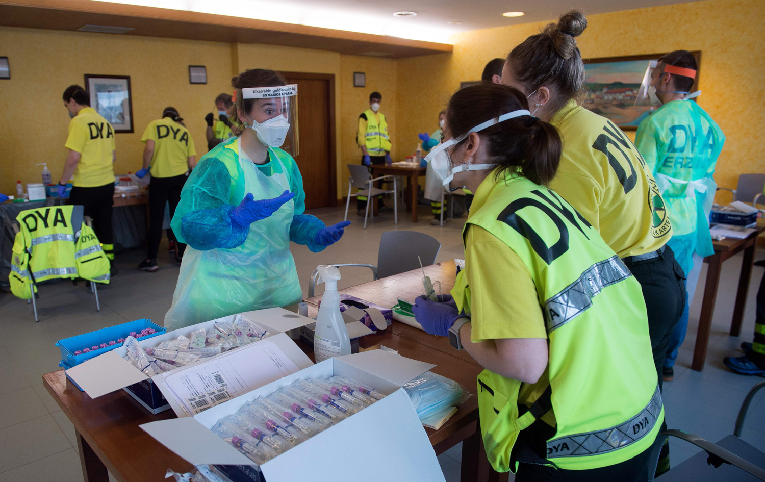 لە 24 کاژێری رابردوودا 288 کەس بە ڤایرۆسی کۆرۆنا لە ئیسپانیا گیانیان لەدەستداوە. وێنە: AFP