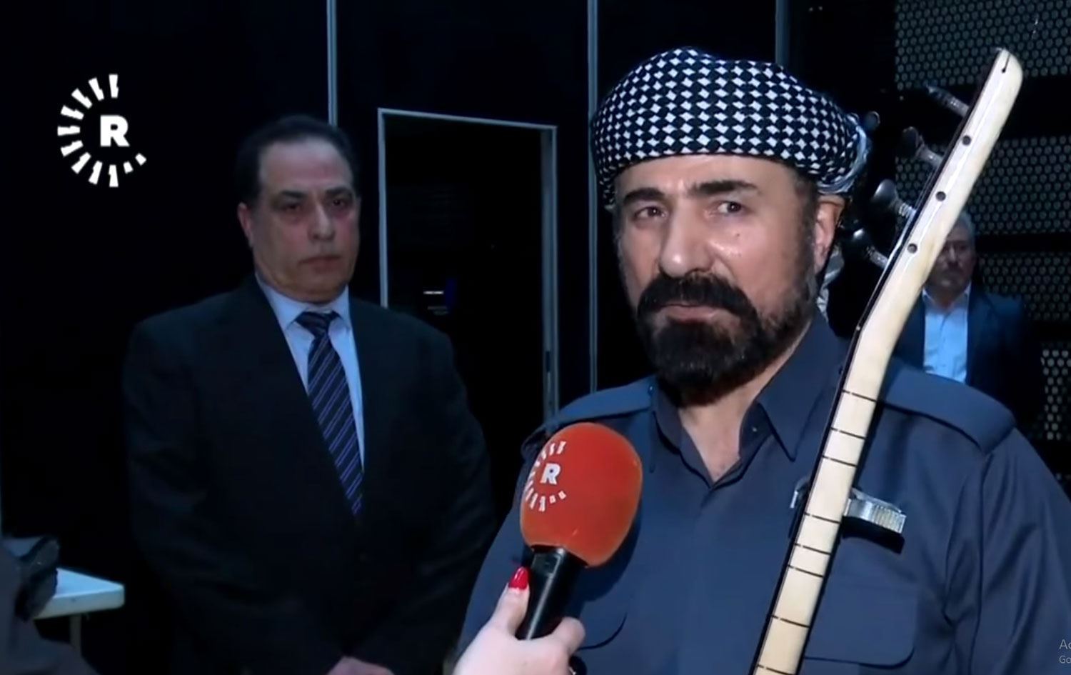 Şivan Perwer ji Kurdên Êzidî lêborîn xwast