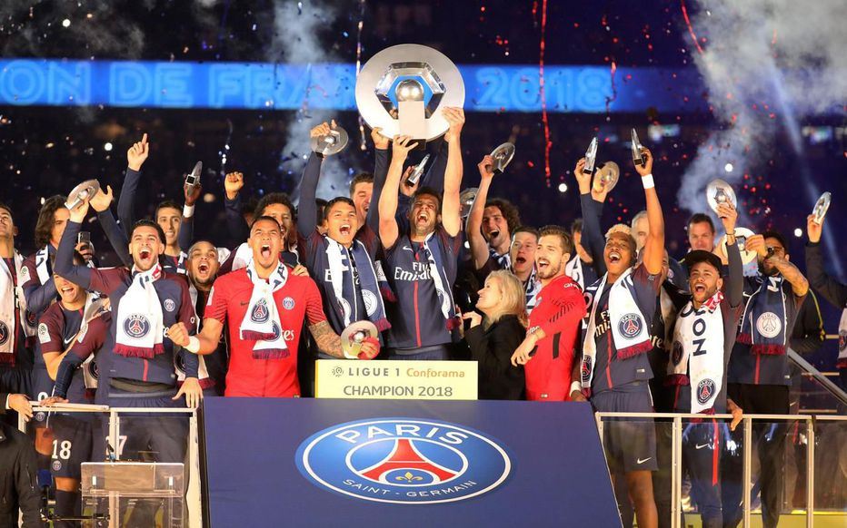 "پاریس سانجێرمان بەپاڵەوانی خولی فەرەنسا دیاریکرا"