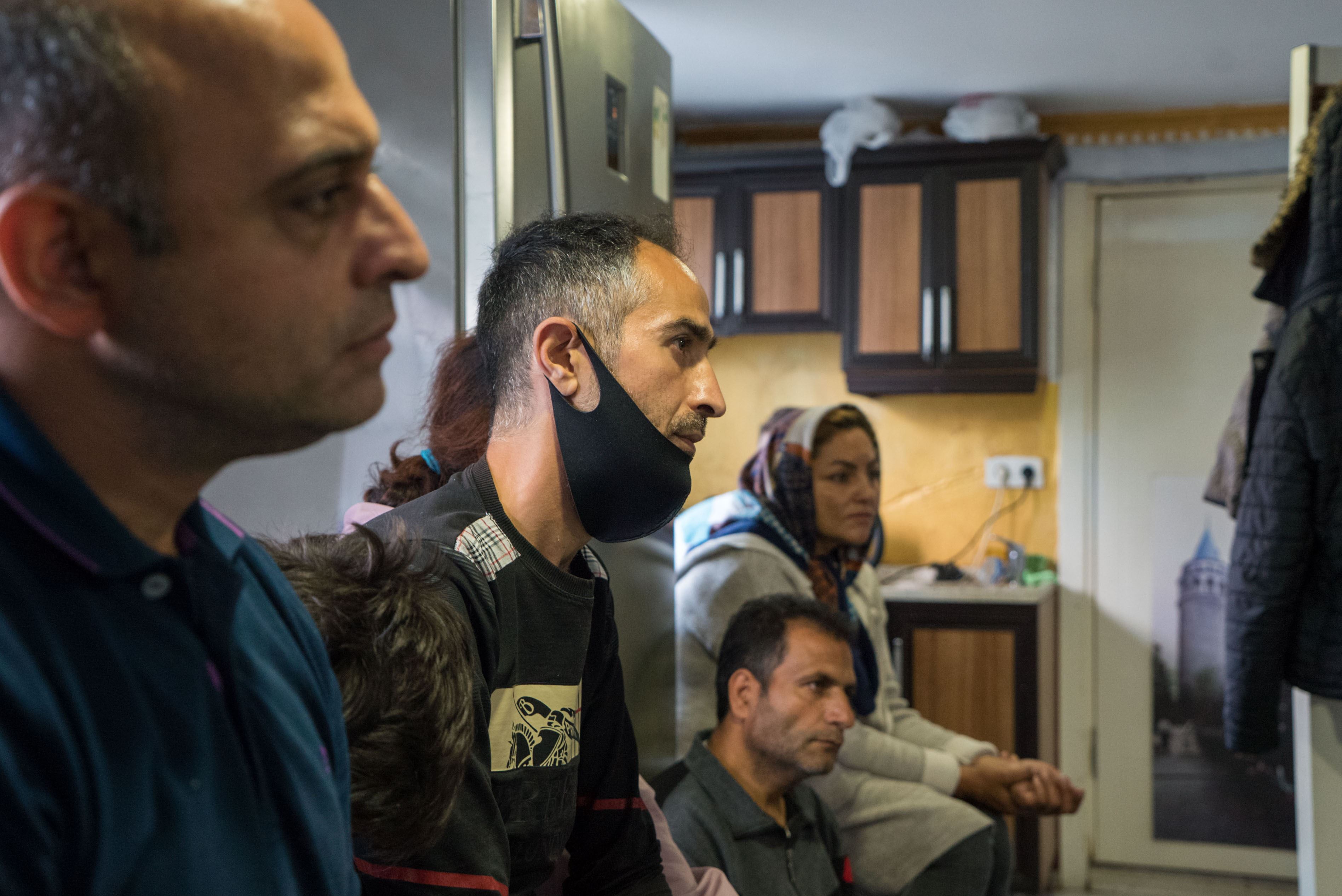 A helping hand in hard times, Tarlabaşı Solidarity Association assists Istanbul's refugees during COVID-19 lockdown. Photography by Cerise Sudry-Le Dû