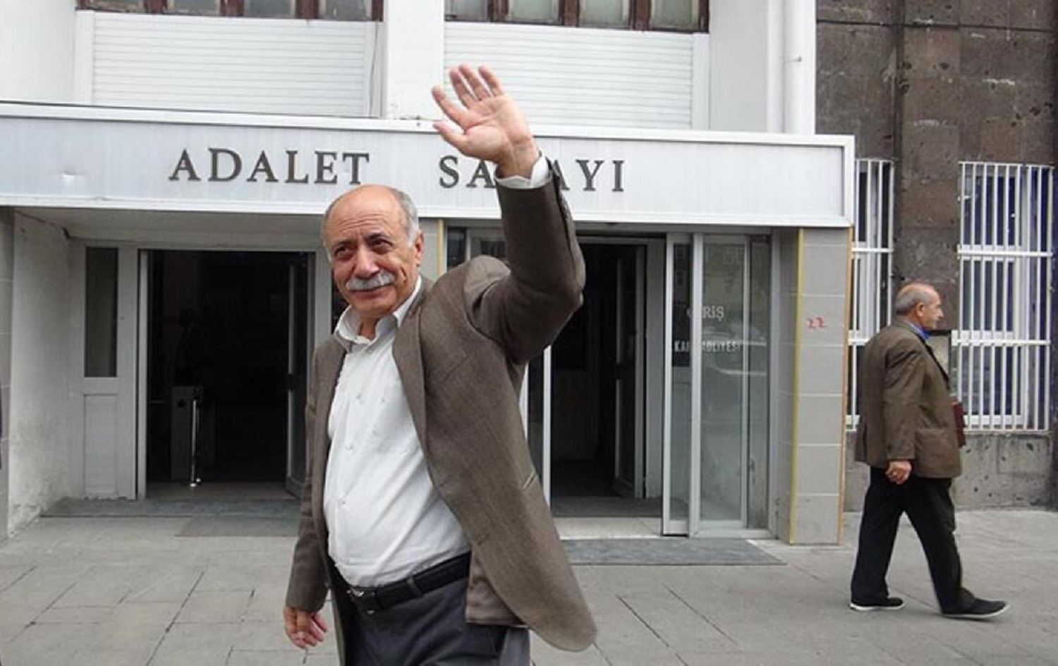 Daxwaza zîndanîkirina heta hetayî ji bo Mahmut Alinak tê kirin