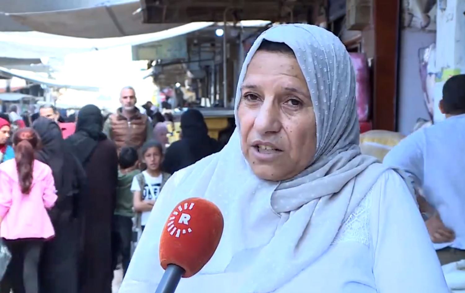 Daketina nirxê lîreyê Sûrî bandor li bazarên Rojavayê Kurdistanê kir