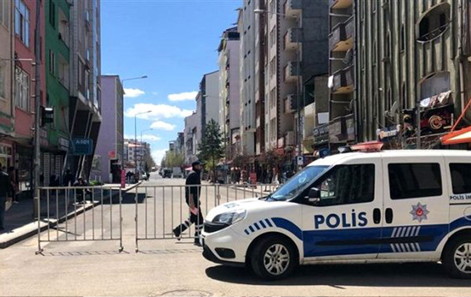 Kars'ta yemek daveti nedeniyle 146 kişiye virüs bulaştı