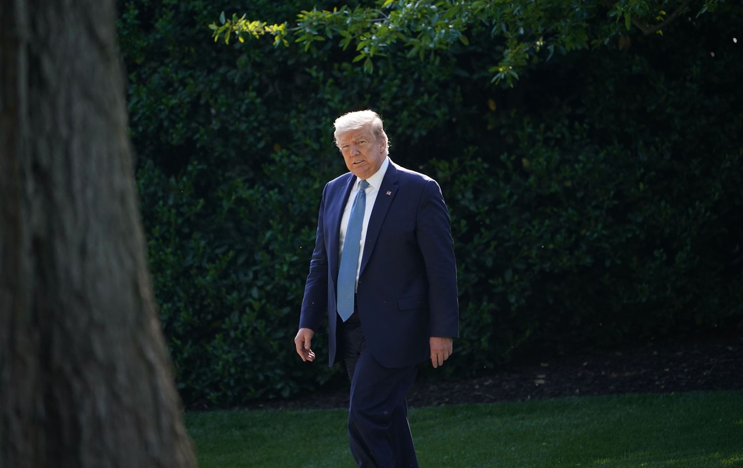 گرووپێکی هاککەر: ترەمپ 42 ملیۆن دۆلارمان پێنەدات ئابڕووی دەبەین