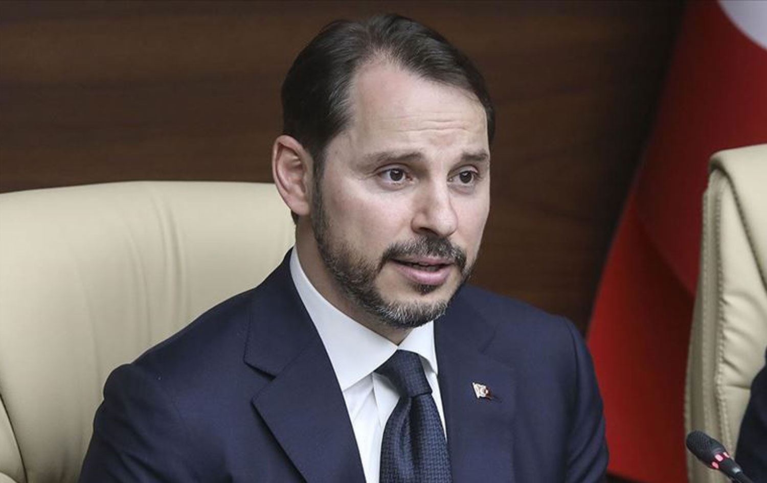 Albayrak: Salgının ekonomimize etkisi diğer ülkelere göre daha az olacak