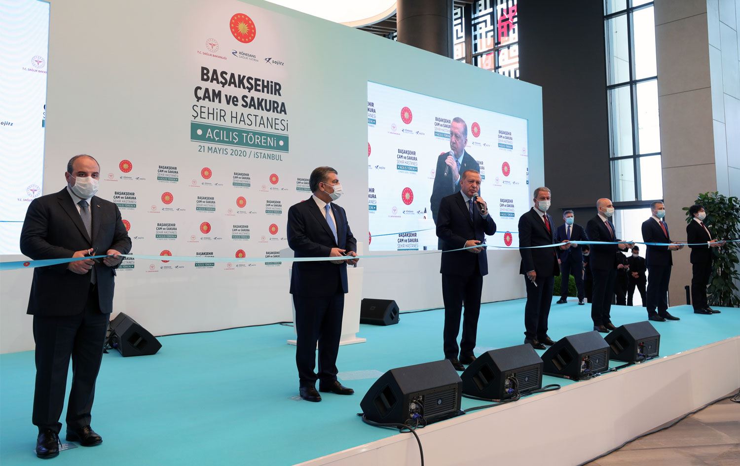 Erdoğan'dan 'Başakşehir Çam ve Sakura Şehir Hastanesi' paylaşımı