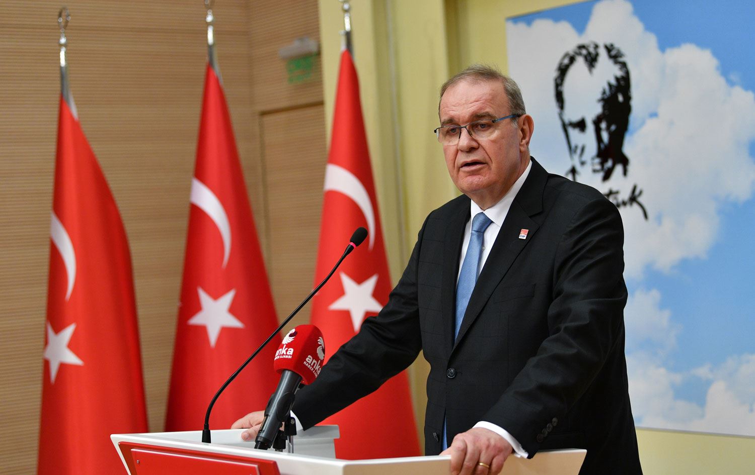 CHP: Yaklaşık 2,5 milyon çalışanın işinden olacağı tahmin ediliyor