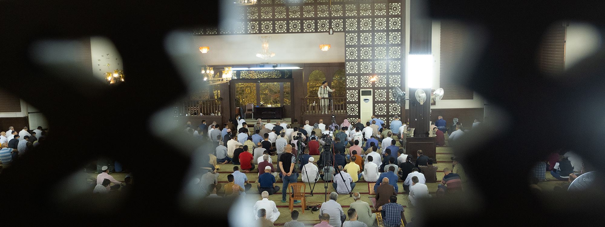 Başkent Erbil'de Covid-19 gölgesinde bayram namazı kılındı