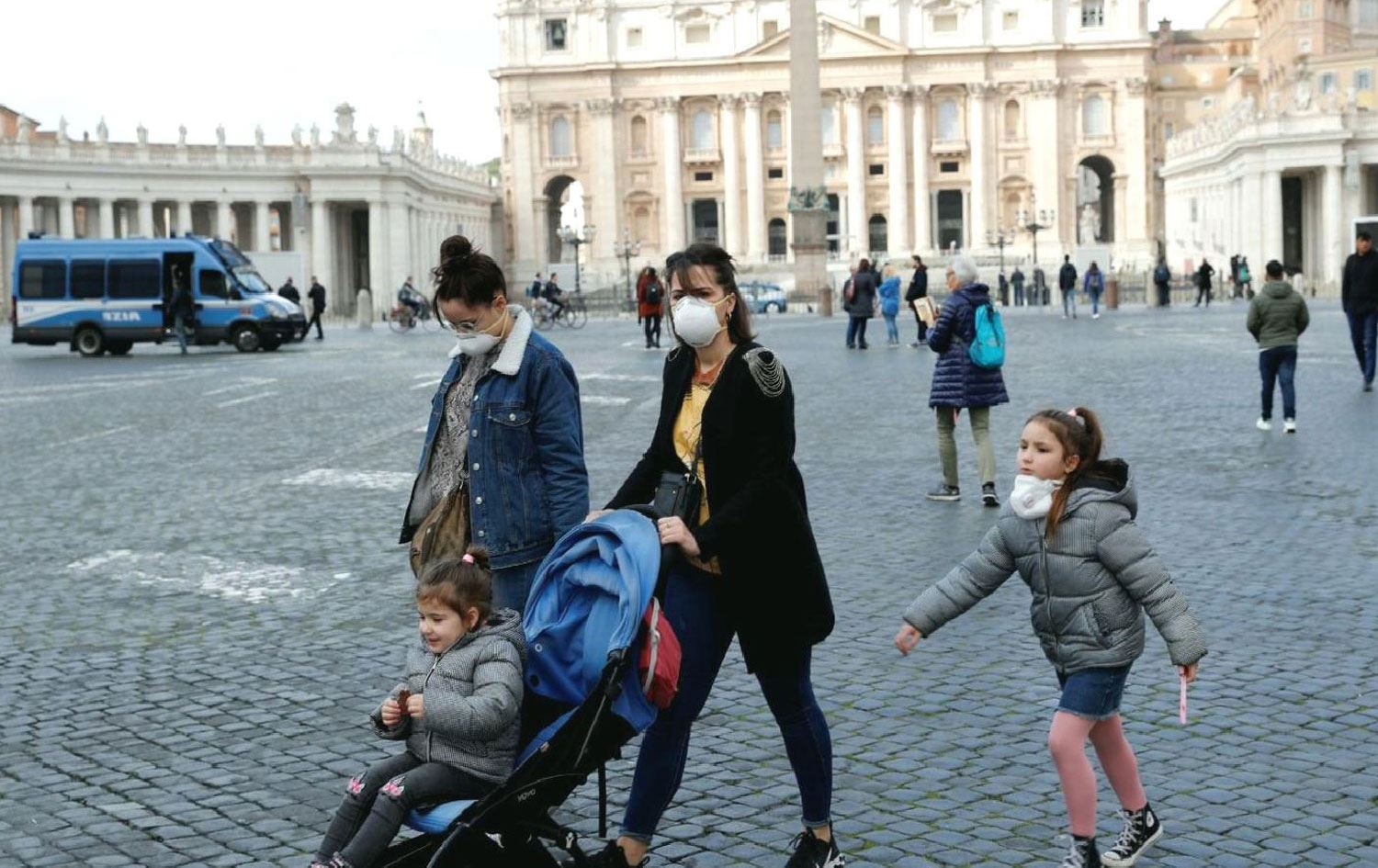 Avrupa ülkeleri Covid-19 tedbirlerini kaldırmaya devam ediyor