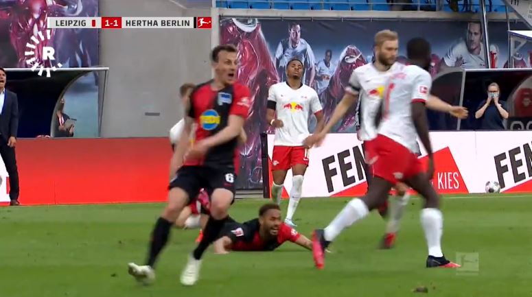 ڤیدیۆ؛ لایپزیگ نەیتوانی دووەمی لە دۆرتمۆند وەربگرێت