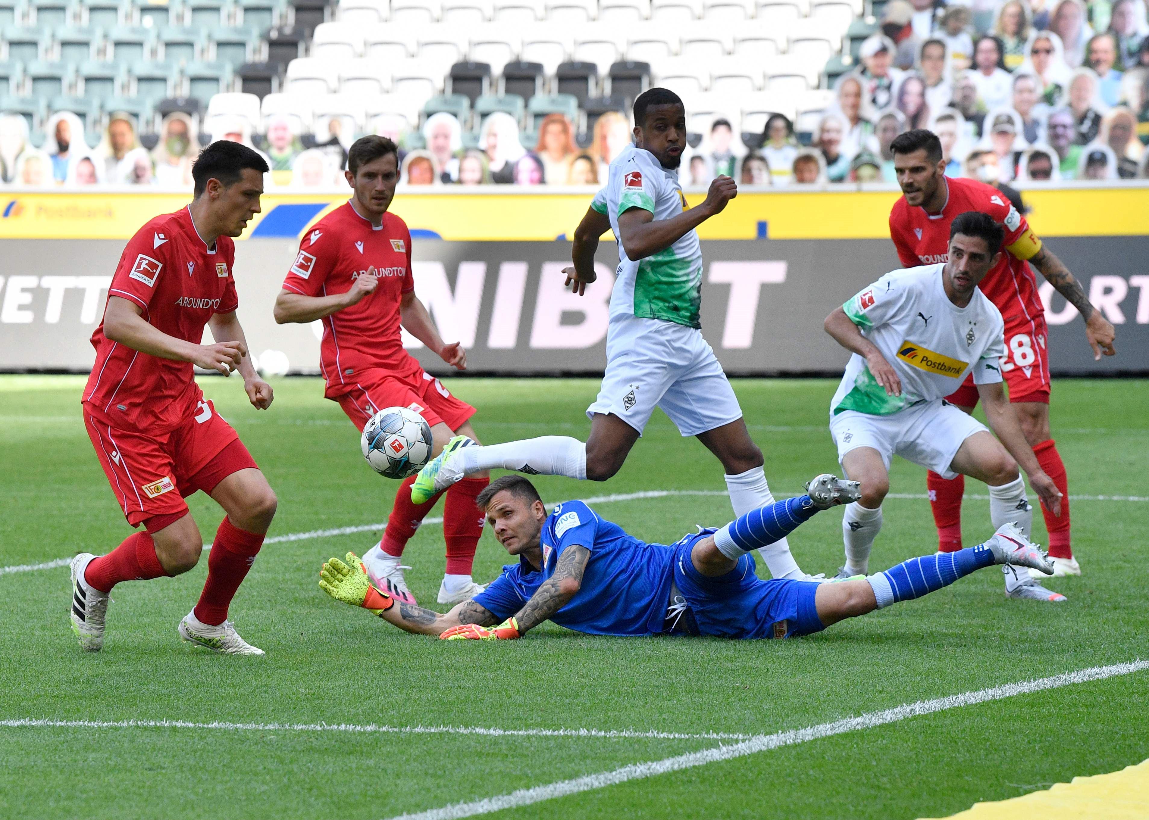 ڤیدیۆ؛ بۆرووسیا مونشنگلادباخ بە 4 گۆڵ بووە سێیەمی بوندێسلیگا