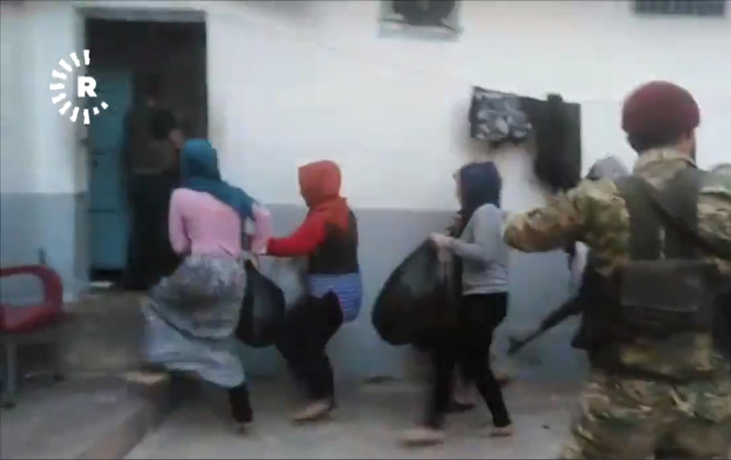 Pêşverû û El Wehdê ji bo binpêkirinên li Efrînê daxwaza komîteyeke navdewletî dikin