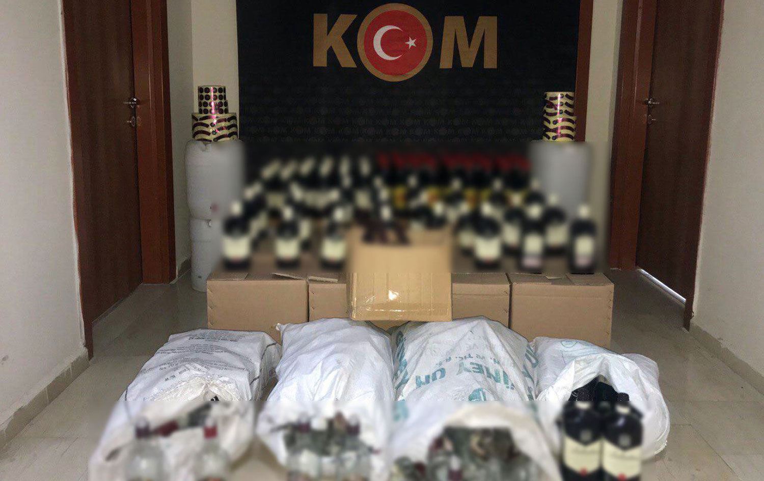 Urfa’da 250 şişe sahte içki ele geçirildi