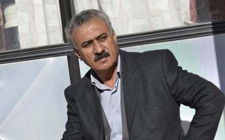 باوك و كوڕ دوێت دەكەن