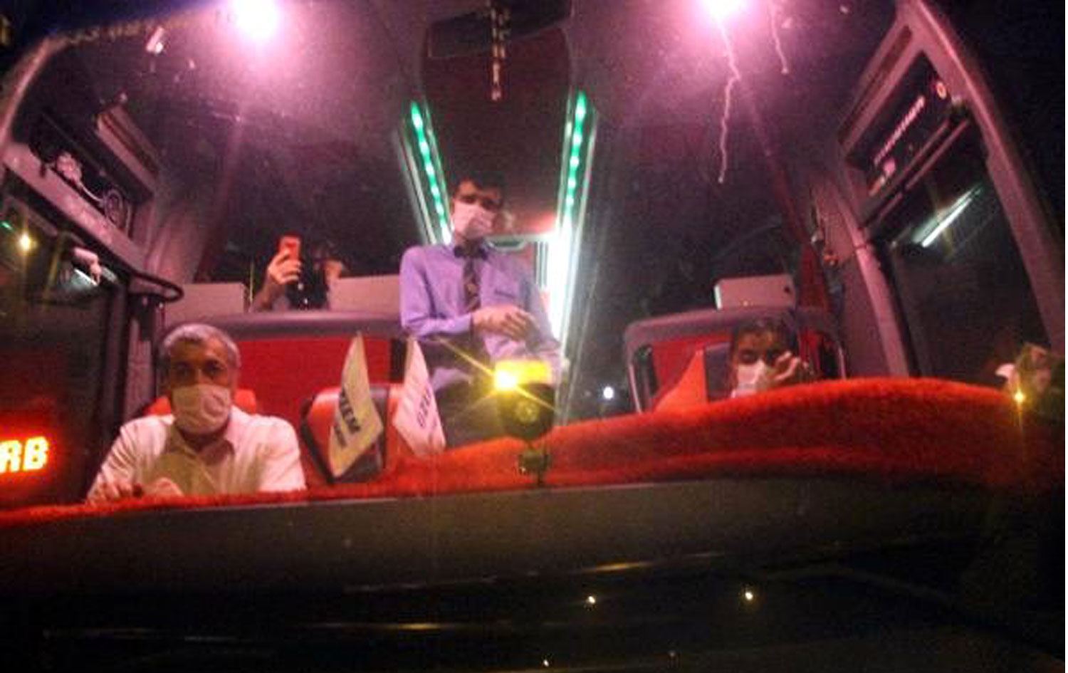 DİYARBAKIR - Kadının öptüğü muavin ve otobüstekilerin test sonucu çıktı