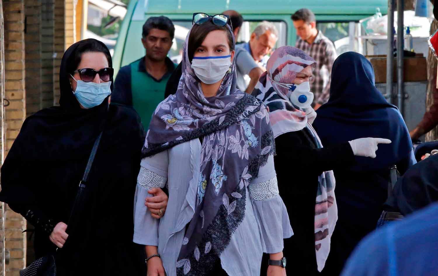 Tendirustiya Îranê: Hejmara pêketiyên koronayê ji amara fermî zêdetir e