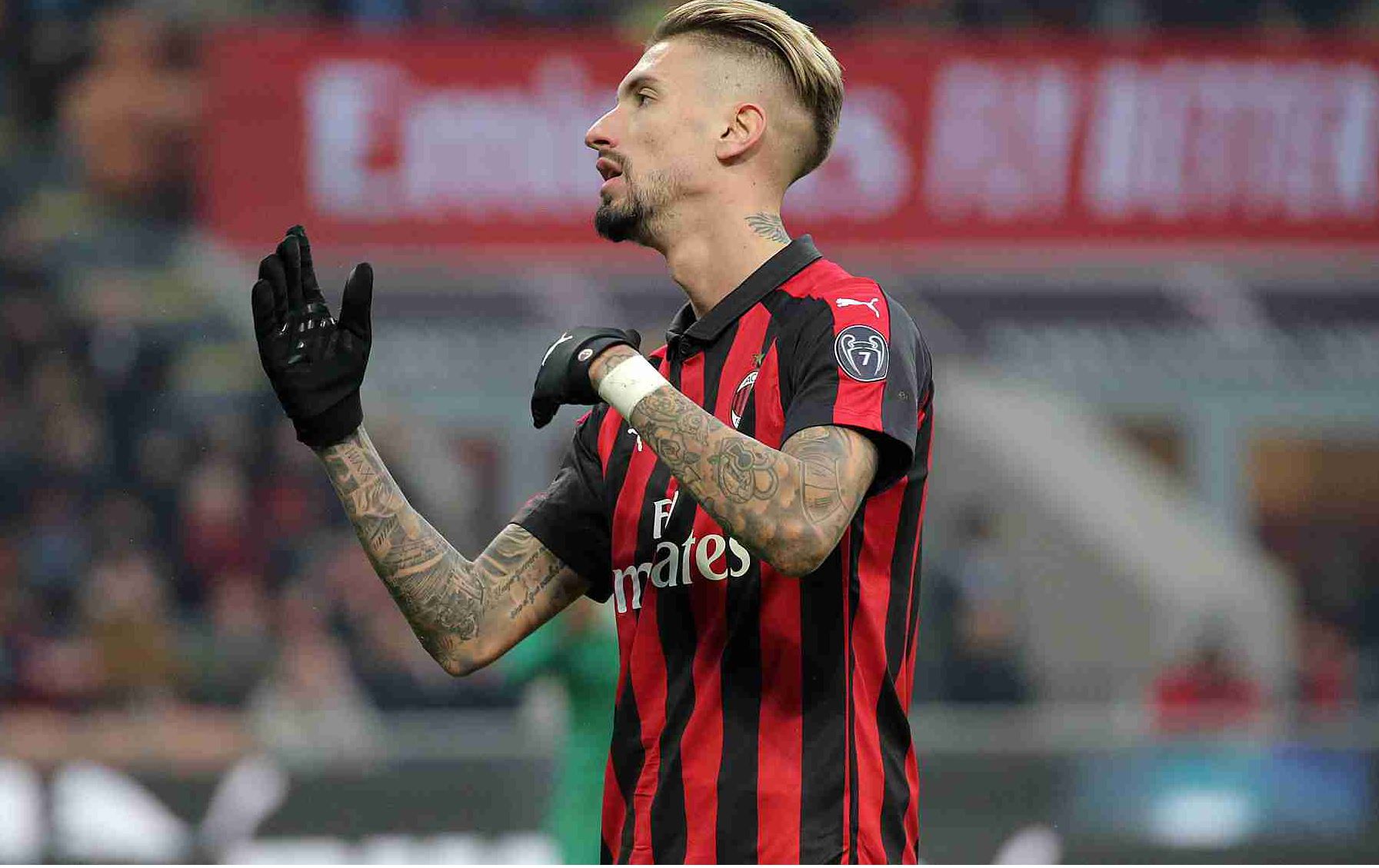 بە دەمانچە هێرشکرایە سەر ئەستێرەیەکی یانەی میلان