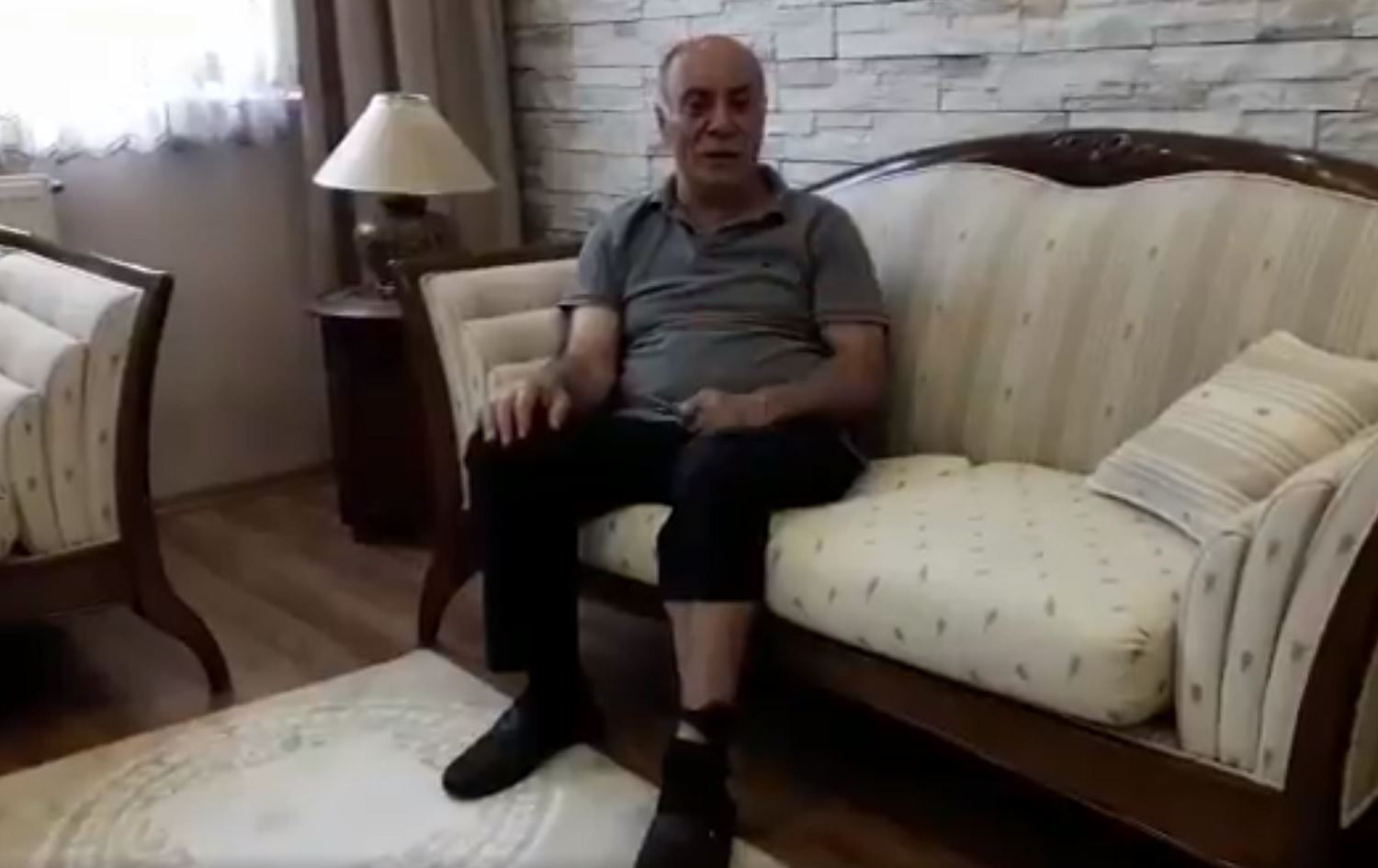 Li lingê siyasetmedarê Kurd 'kelepçeya elektronîk' girêdan