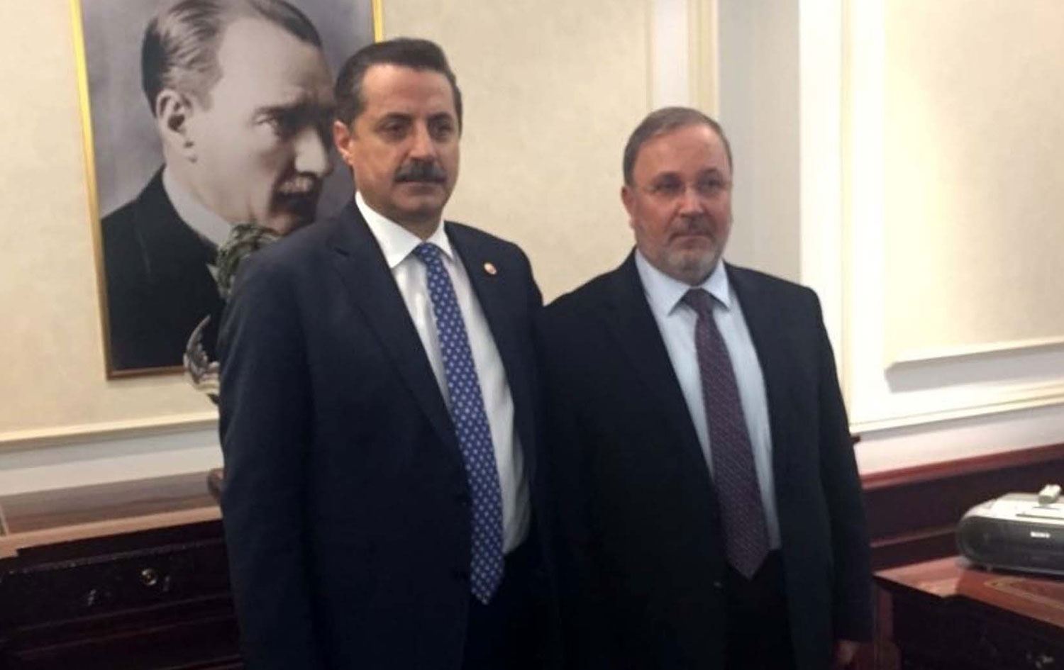 URFA - AK Parti milletvekili adayı koronavirüs nedeniyle hayatını kaybetti