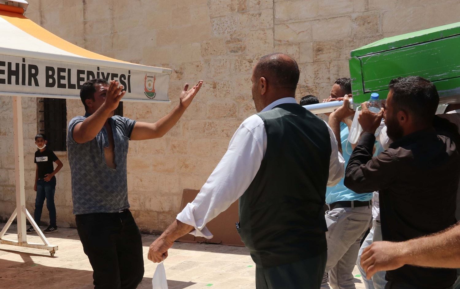 Cenazeyên 3 zarokên Kurd ji çemê Kizilirmakê hatin derxistin