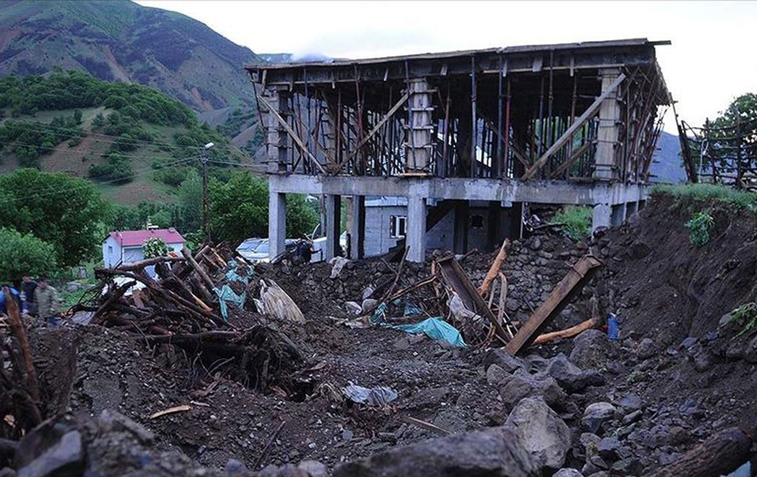 BİNGÖL - Depremin ardından 90 artçı deprem meydana geldi
