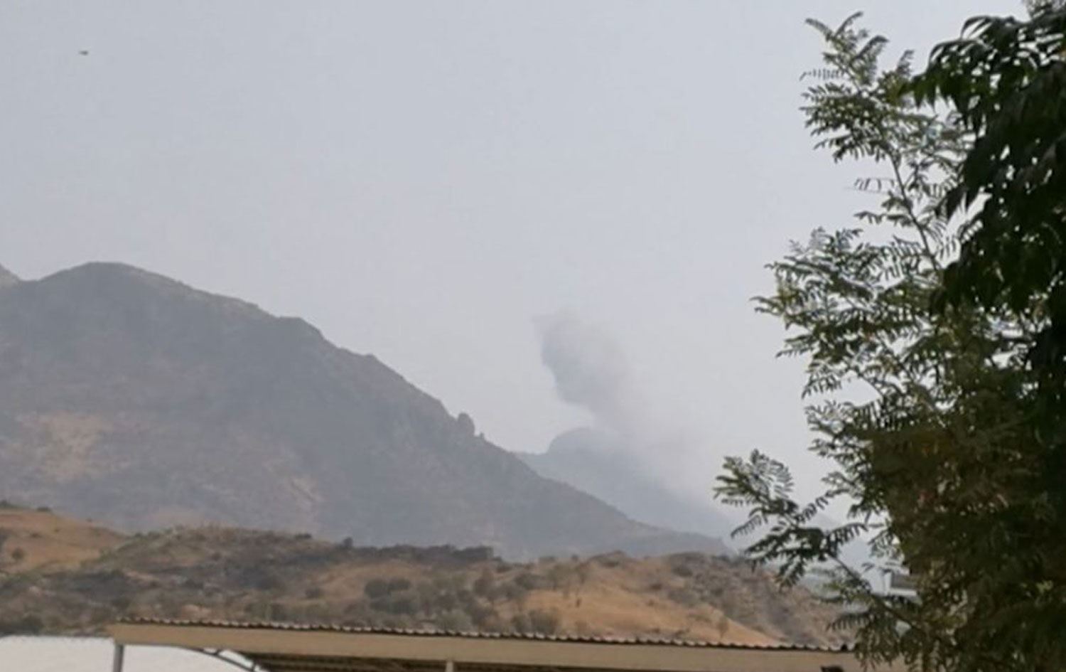 Savaş uçakları Kani Masi kırsalını bombaladı