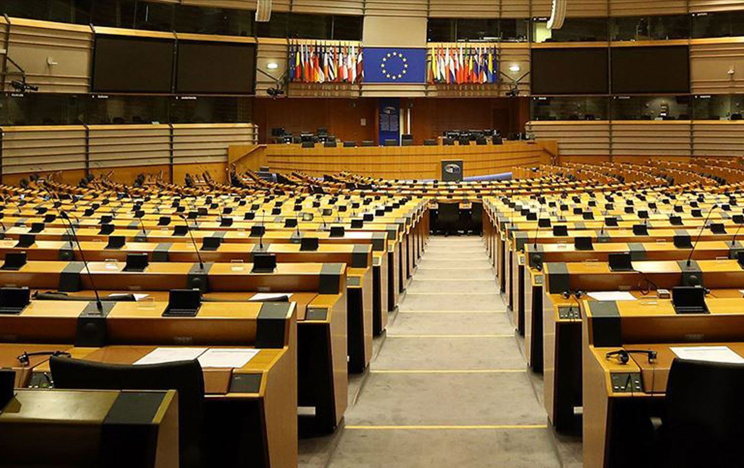 AP'den ırkçılığa karşı sıkı önlem çağrısı