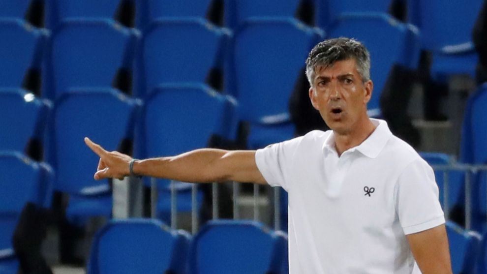 راهێنەری ریال سۆسیداد: لە ناوبژیوان توڕەنیم