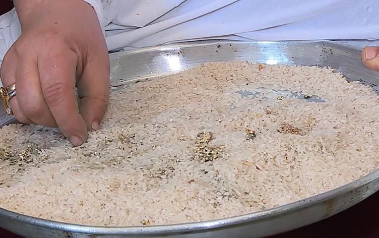 Li Akrê birincê pîs li xelkê hatiye parvekirin