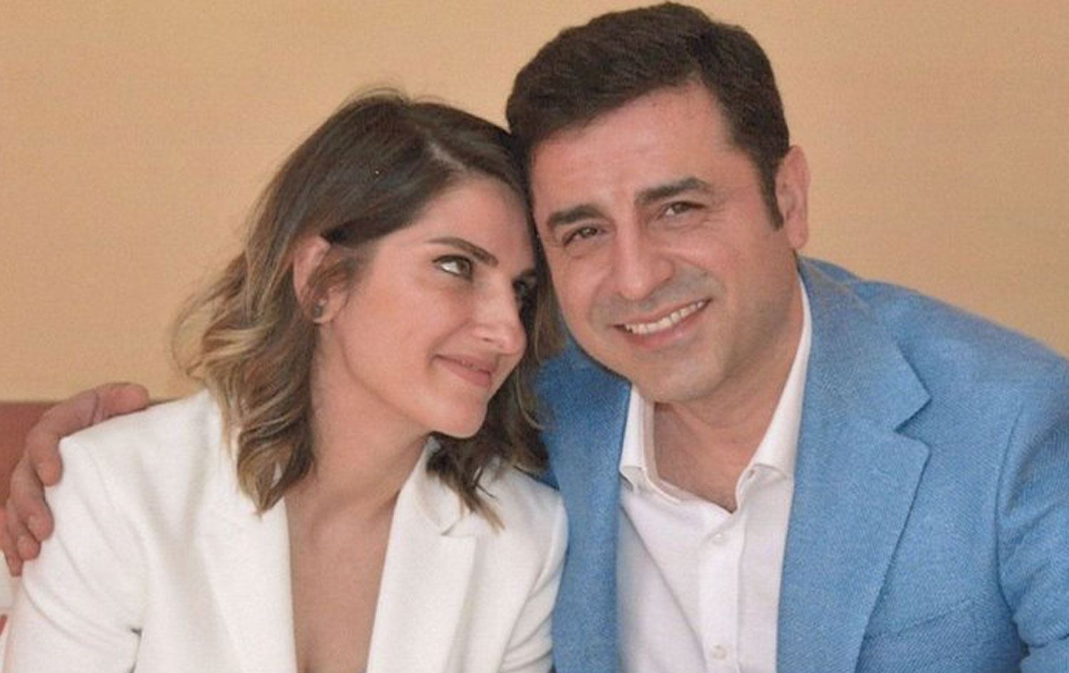 Başak Demîrtaş: Aqlê sivik barê giran e