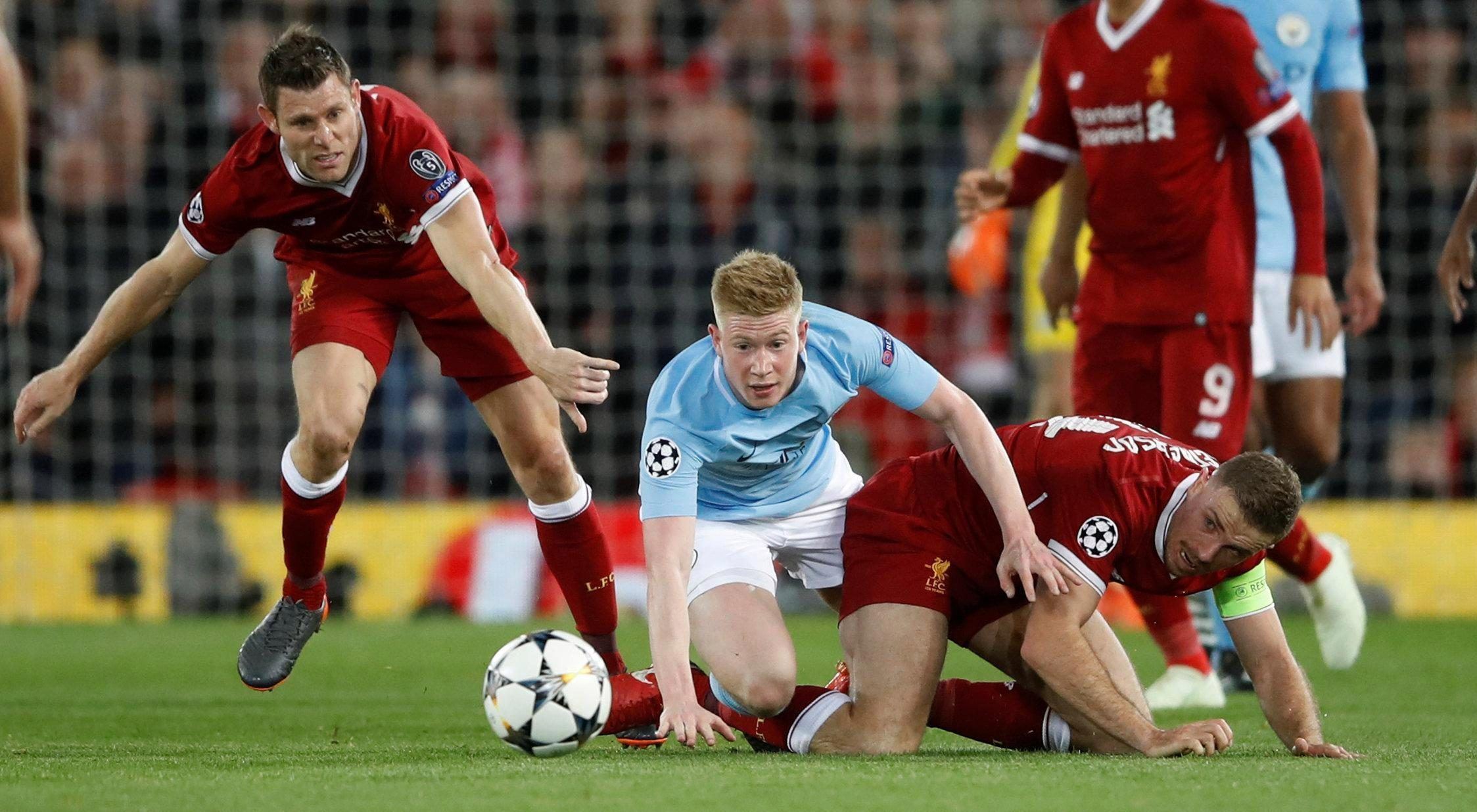 "یاریزانانی لیڤەرپوول شایستەی ئەوە نین قەیتانی پێڵاوەکانی دی برۆین تووند بکەنەوە"