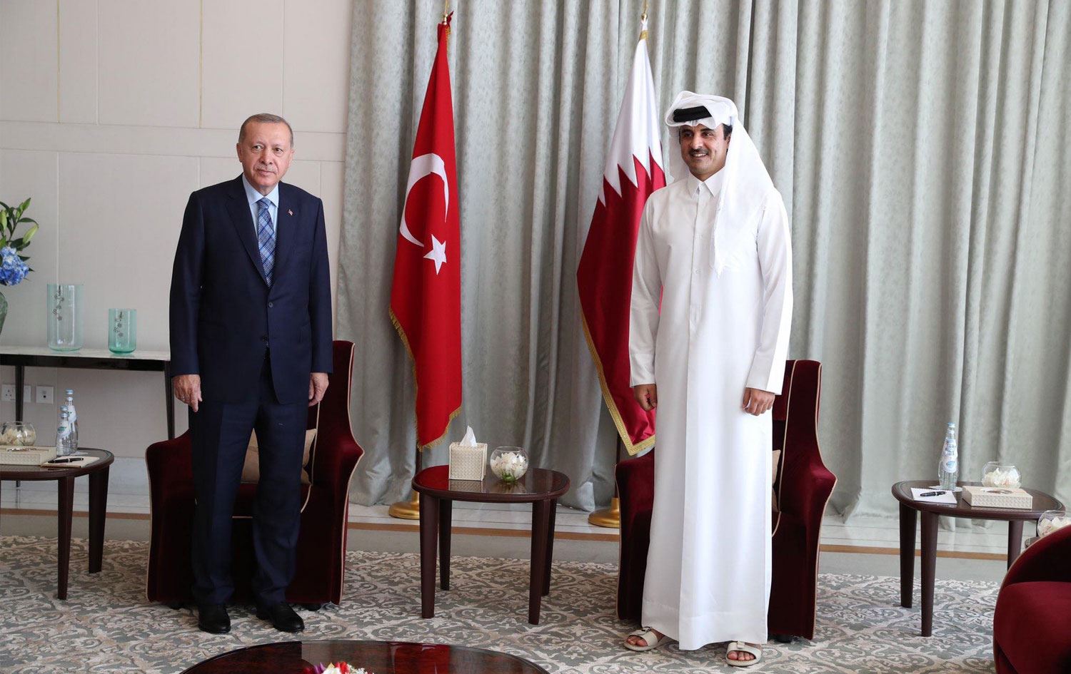 Erdoğan, Katar Emiri Şeyh Temim ile biraraya geldi