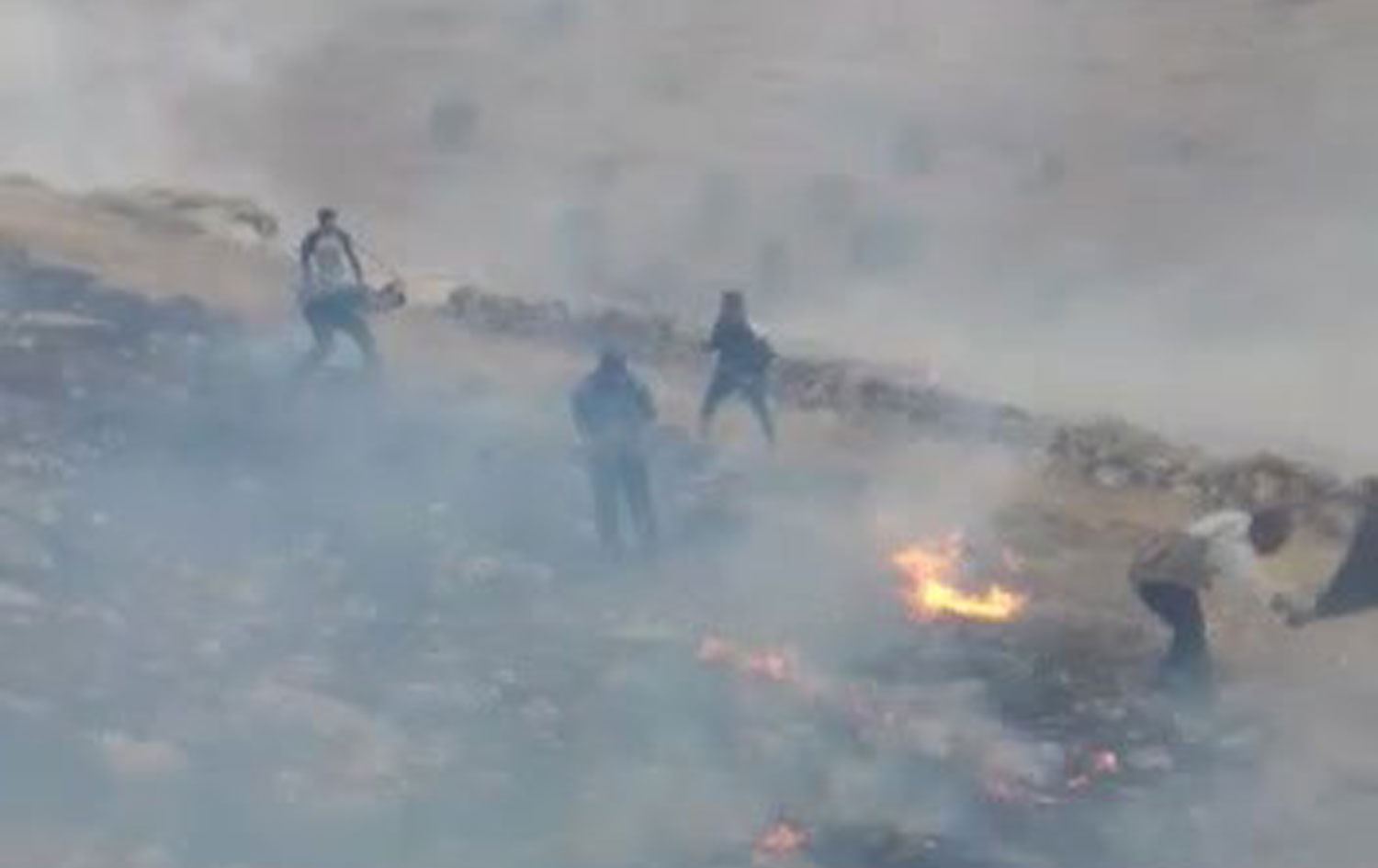 Batman’da yıldırım düşmesi sonucu 20 dönümlük alan yandı