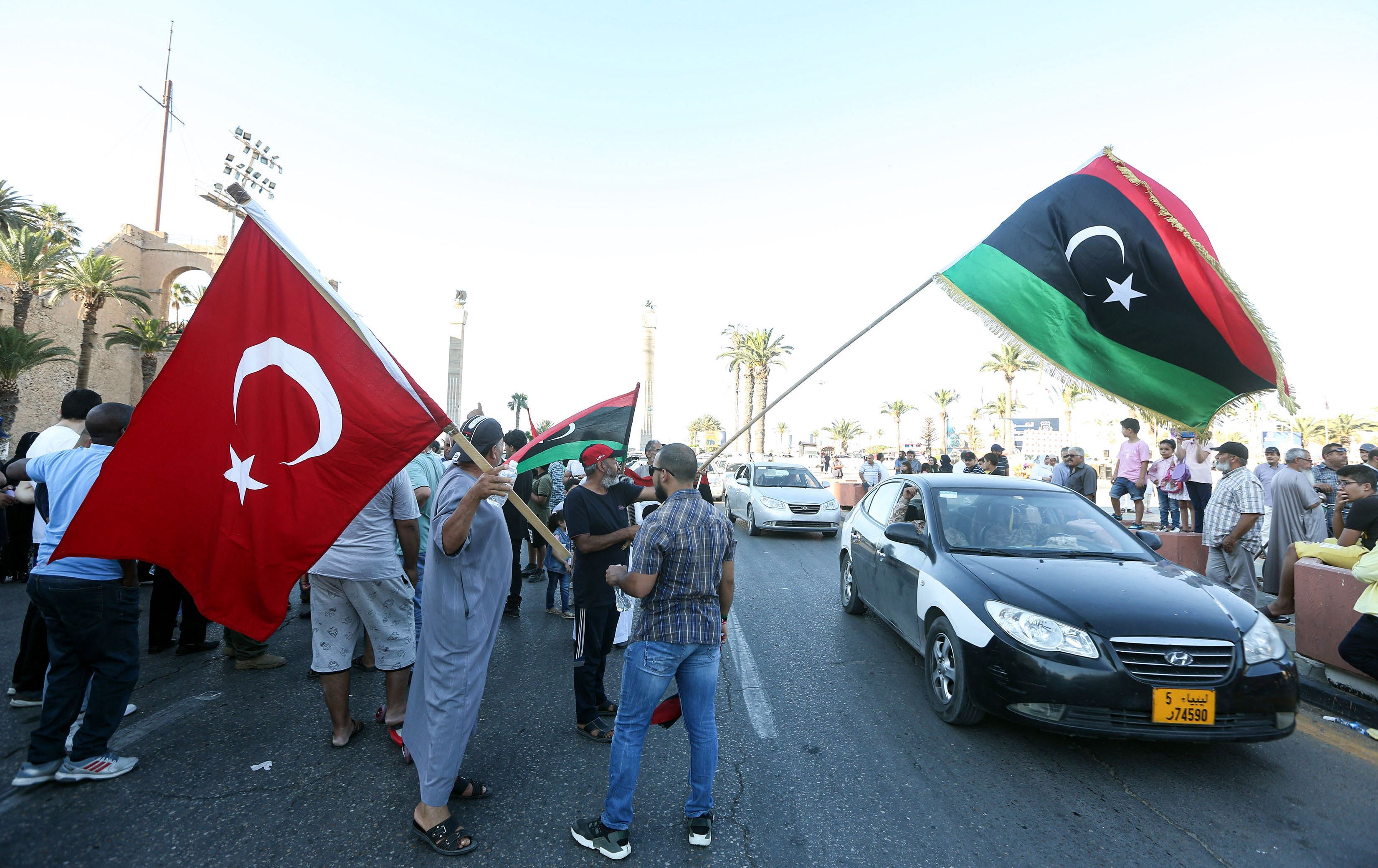 Amerîka: Nabe ti hêzên biyanî li Lîbyayê hebin
