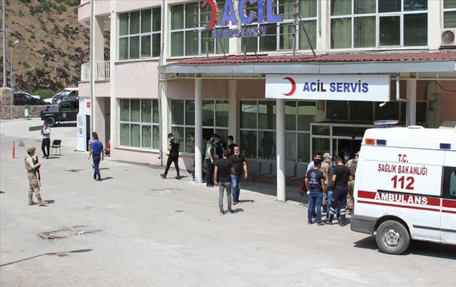 Li Şemzînanê mayînek bi wesayîta leşkerî ve teqiya