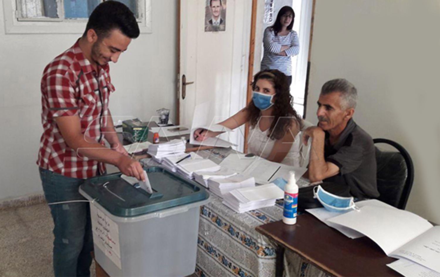 Suriye'de Parlamento seçimleri başladı