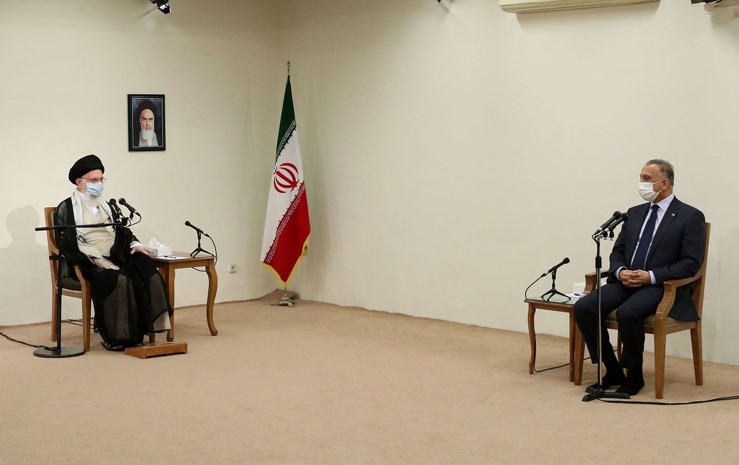 Hamaney: Irak’ın iç işlerine karışma gibi bir niyetimiz olmamıştır