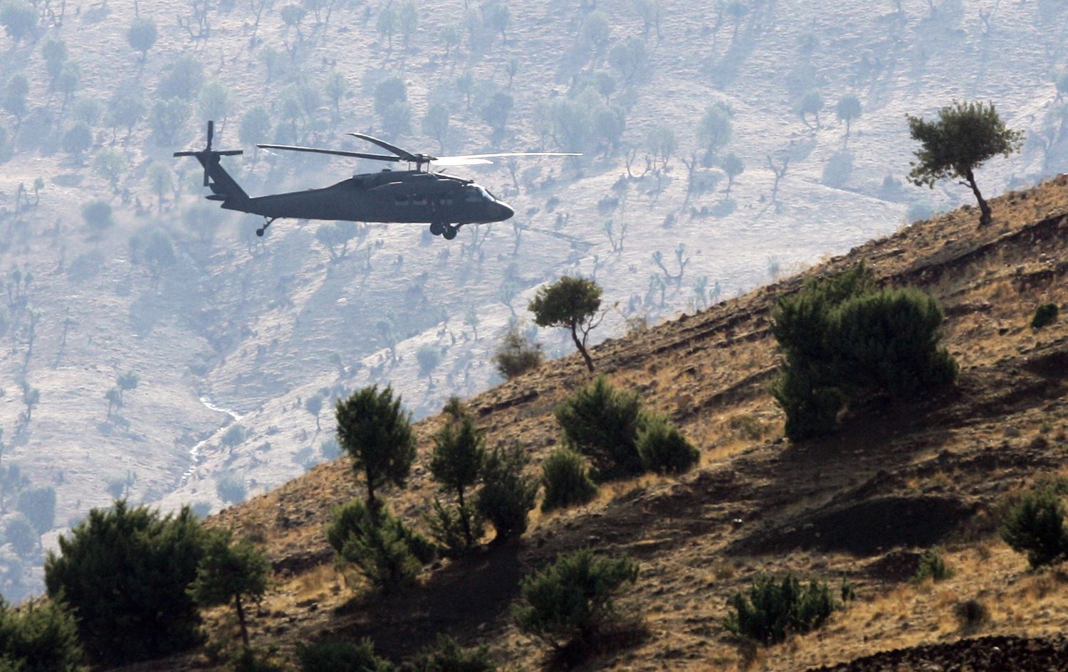 هیومان رایتس وۆچ: نابێت چەکداران و تورکیا ژیانی سڤیل بخەنە مەترسییەوە