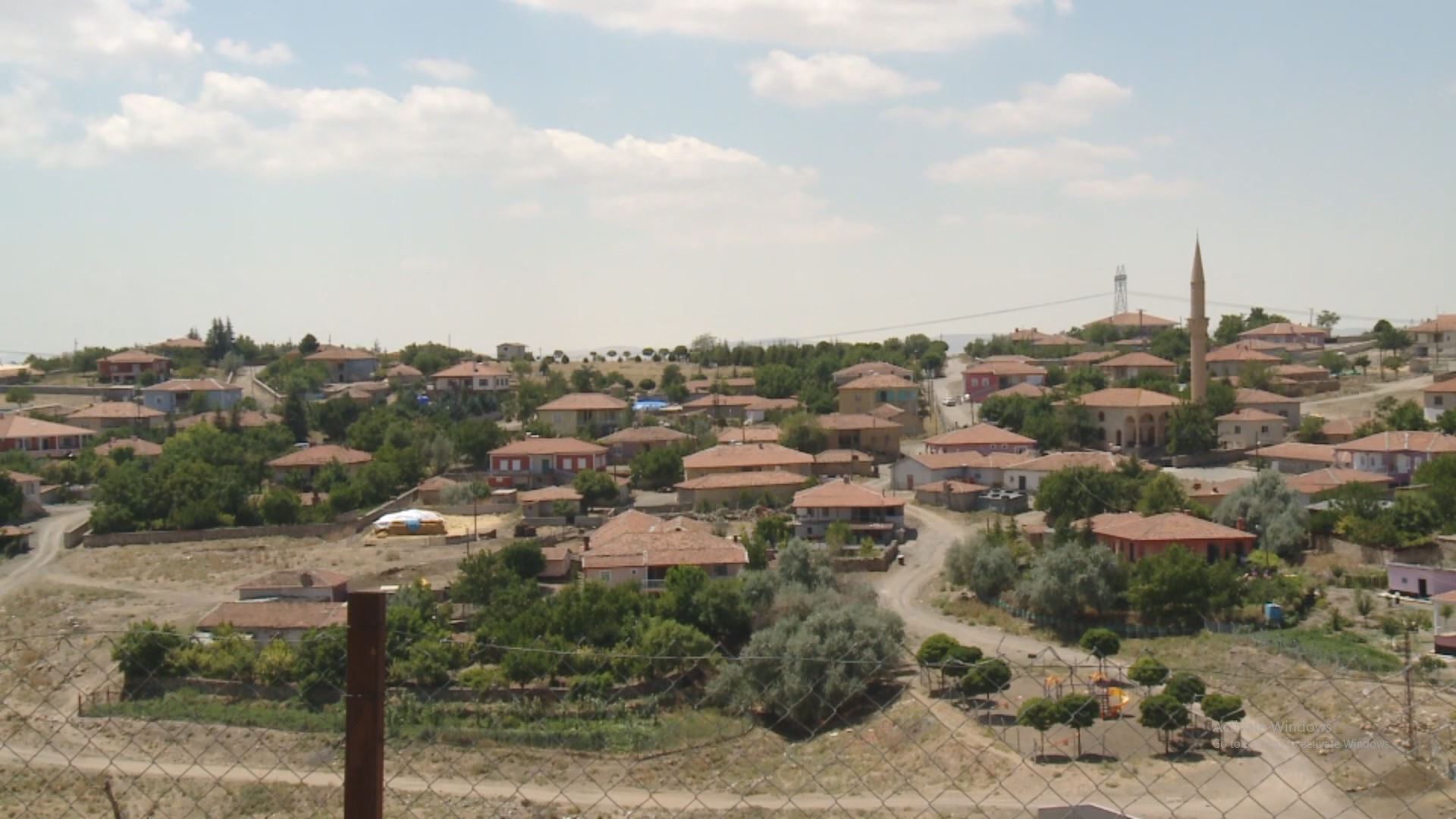 17 gundên Kurdên li Anatolyaya Navîn bêav mane