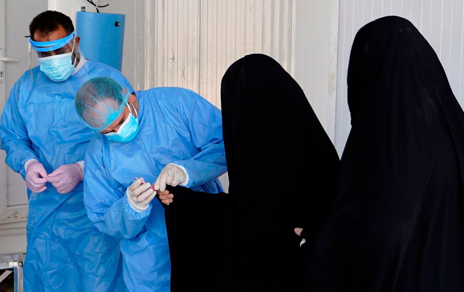 Irak Sağlık Bakanlığı: Covid-19 nedeniyle 72 kişi daha hayatını kaybetti