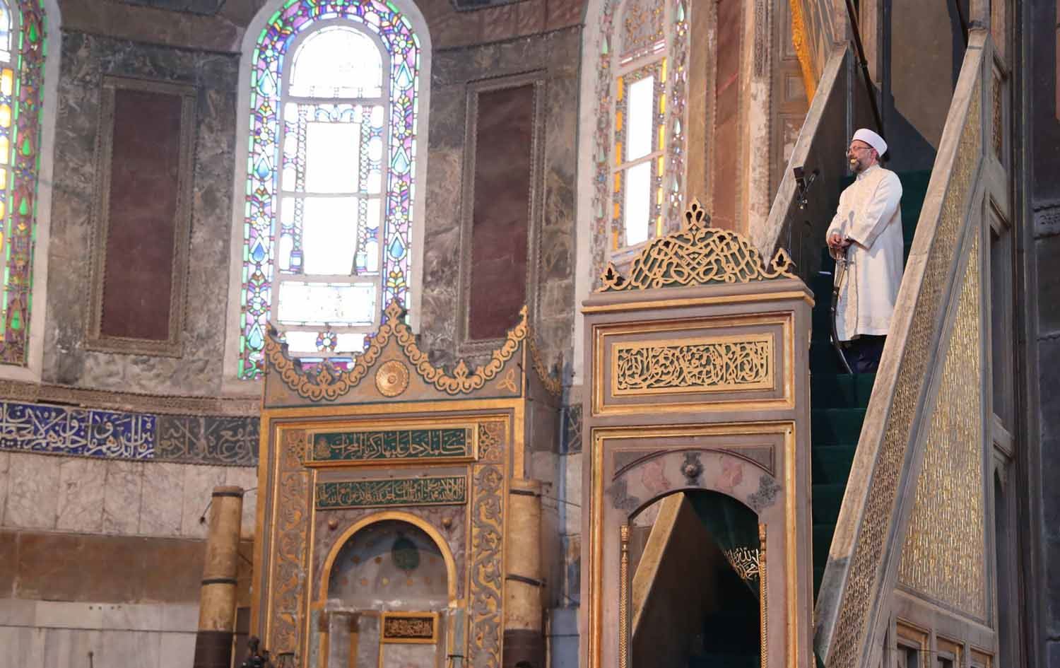 لە تورکیا "لەعنەتکردن لە ئەتاتورک" گرژیی دروستکردووە