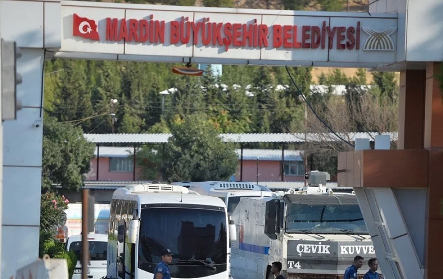 Lêpirsîna derbarê Şaredariya Mêrdînê de berdewam e