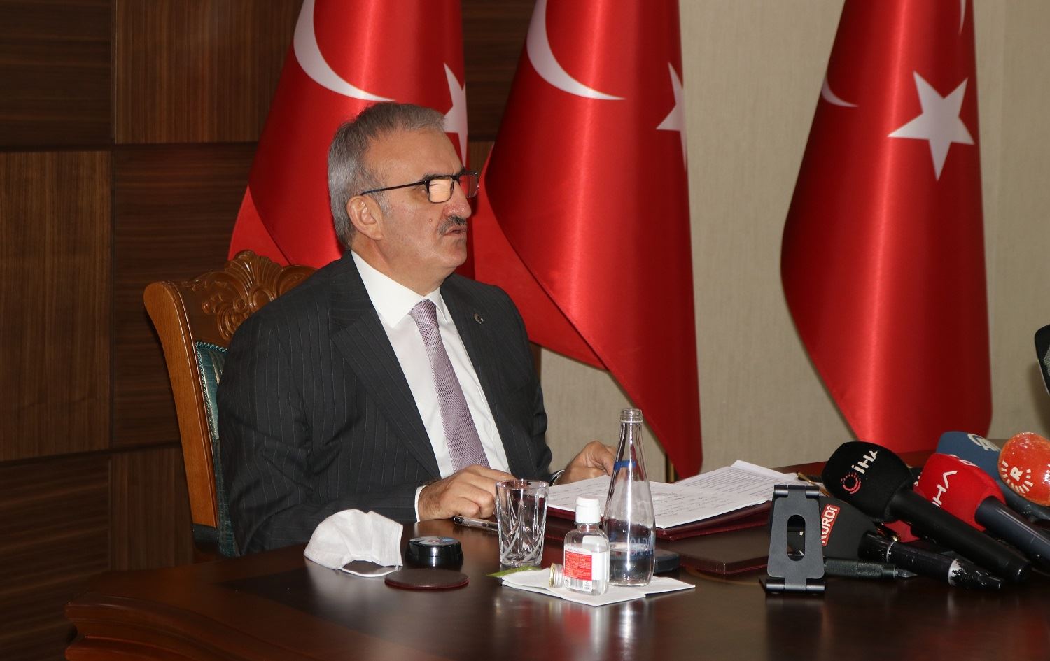 Parêzgarê Amedê: Hemwelatî pabendî rênimayan nabin