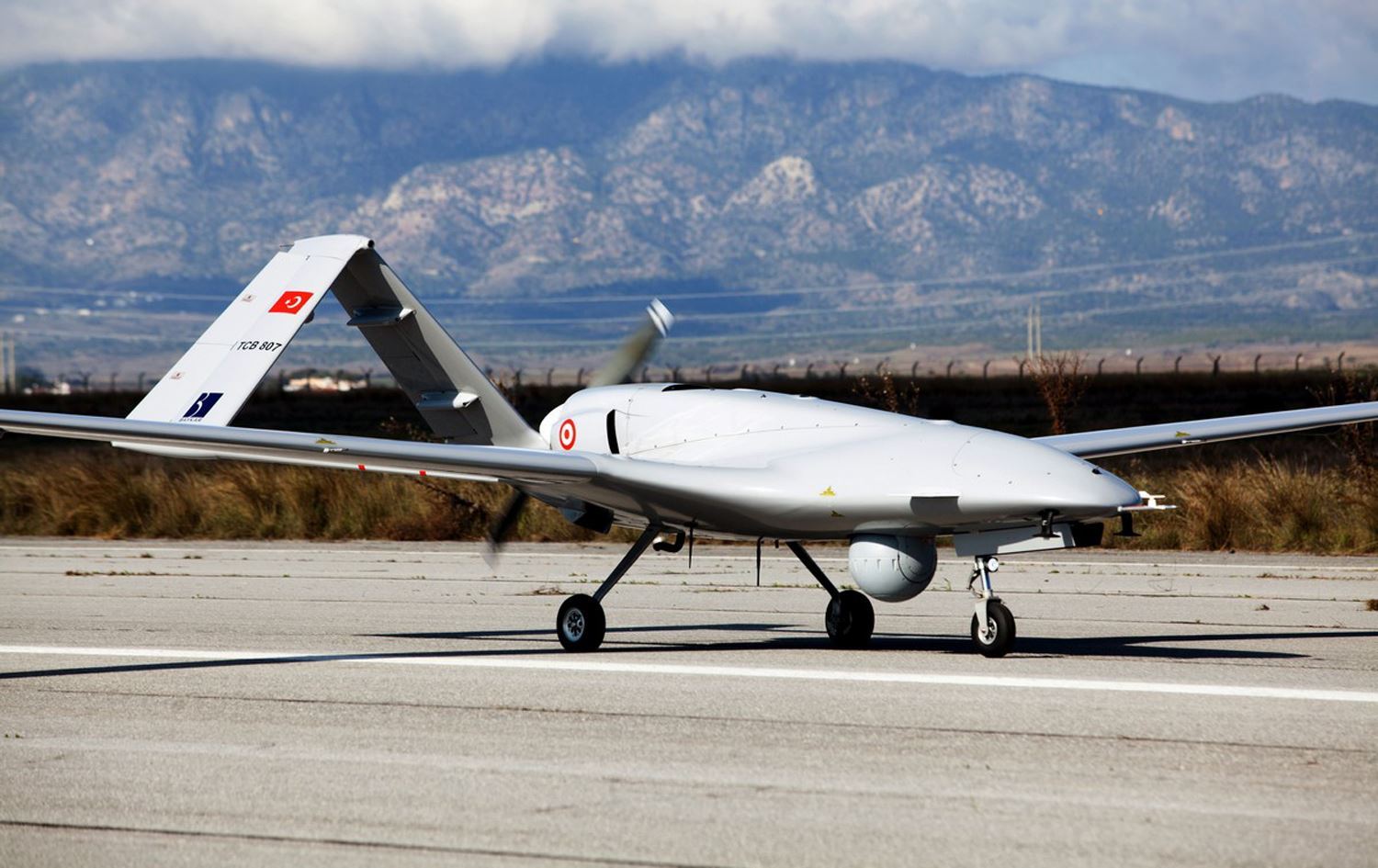 Yunanistan yalanladı: Türkiye’den insansız hava aracı satın almayacağız