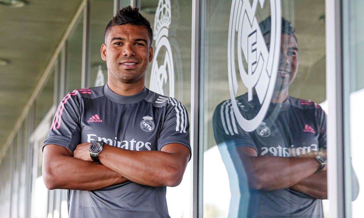 کاسێمیرۆ: دایکم فێری کردووم لەنێو یاریگەدا هێمن بم