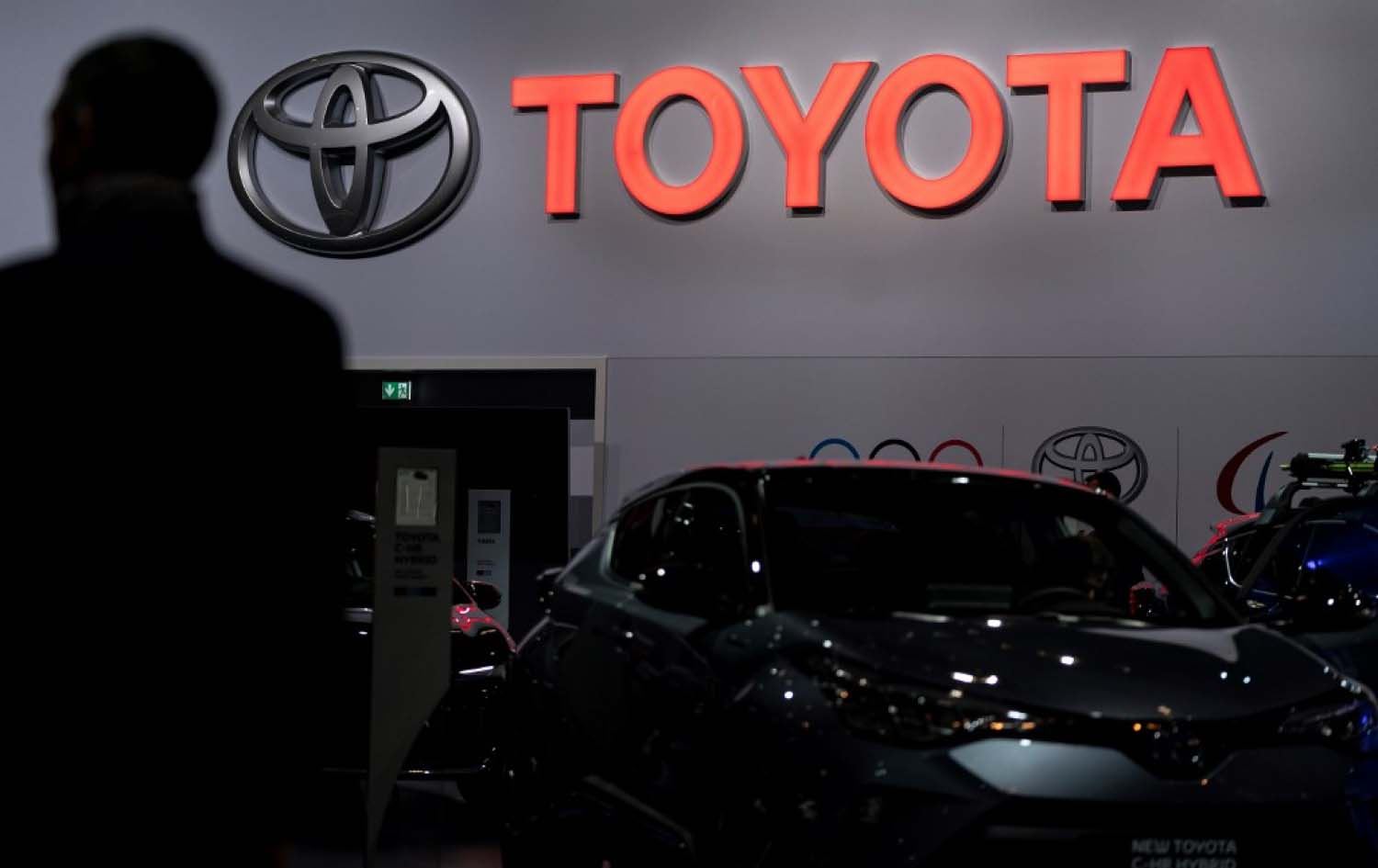 قازانجی تۆیۆتا لە چارەکی دووەمی ئەمساڵدا بە رێژەی 74.3٪ دابەزیوە