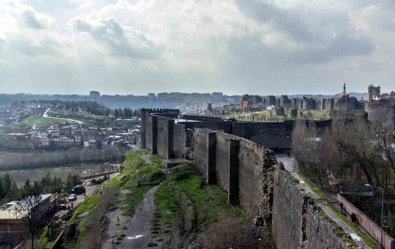 Qaymeqamê Sûra Amedê: Mewlûda Kurdî nehatiye qedexekirin