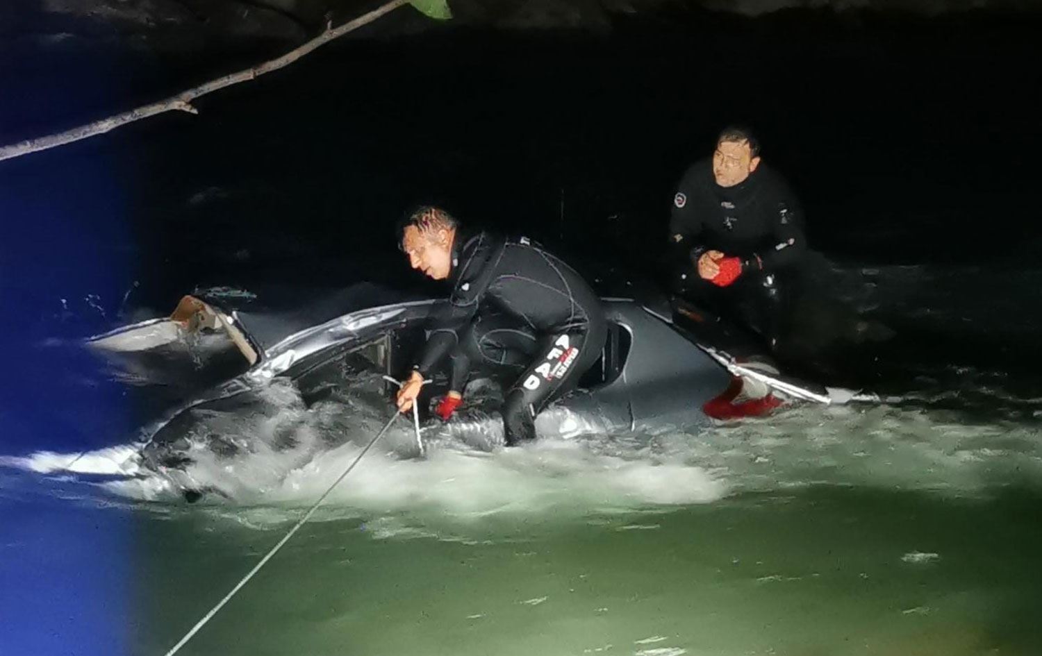 Munzur Çayı’na uçan otomobil sürücüsünün cesedine ulaşıldı