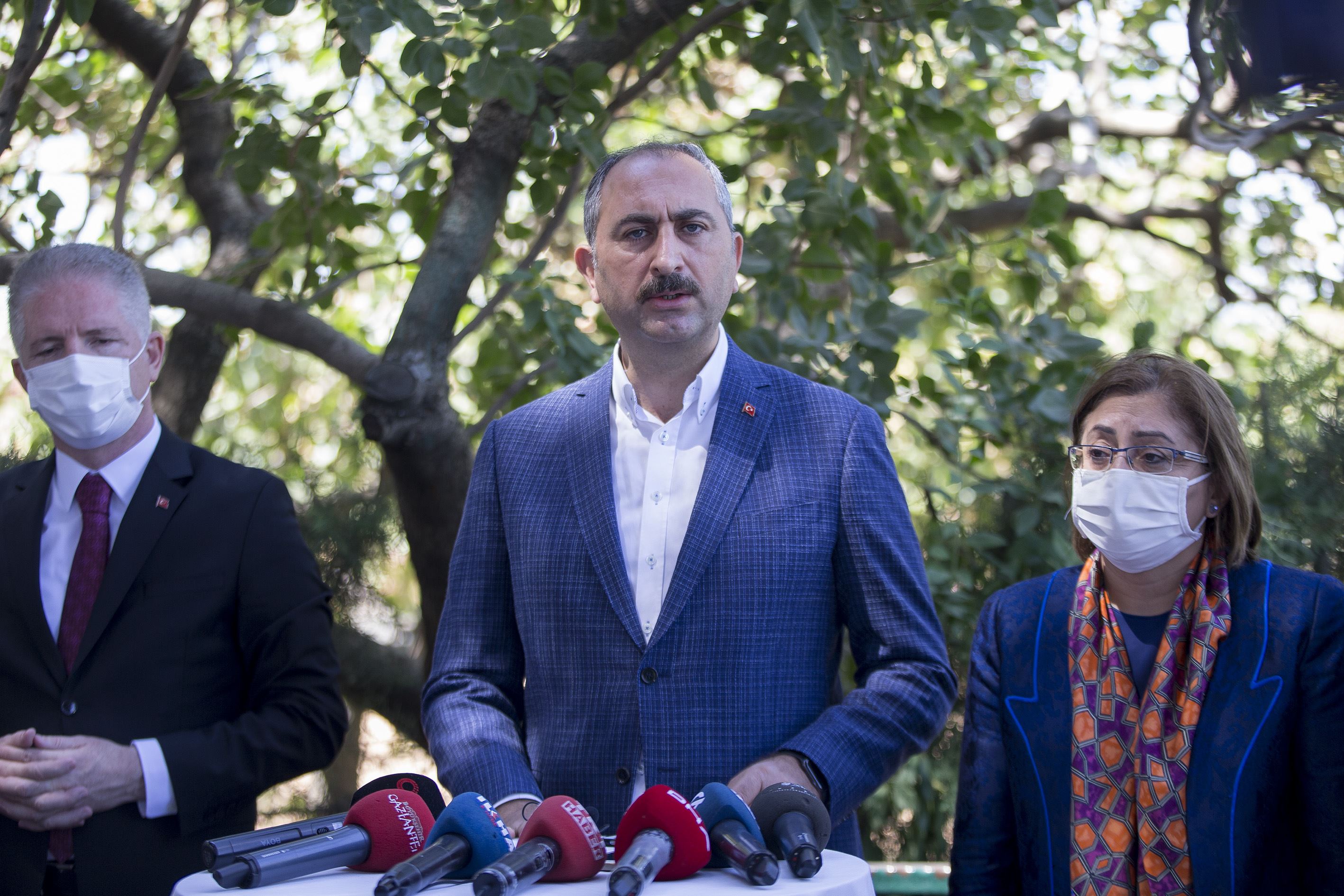 Abdulhamit Gül: Kadın cinayetleri bir terör eylemidir